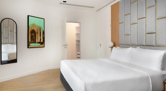 Шестиместные апартаменты с 2 комнатами The Basilian Minsk, Curio Collection By Hilton