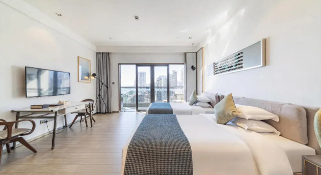 Номер Luxury Sanya Rock Platinum Seaview Hotel
