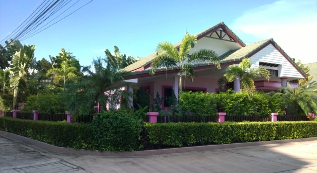 Вилла Baan Dusit Pattaya