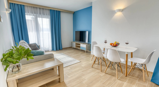 Апартаменты с балконом и с красивым видом из окна Отель Villa MiraMar
