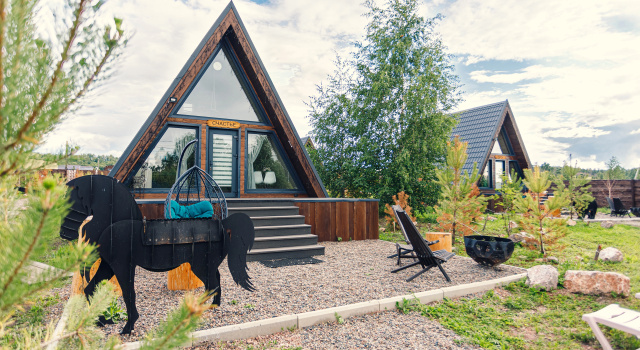 Hut house