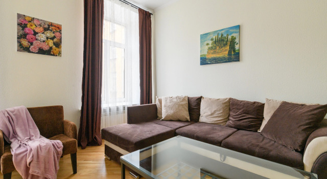Apartamenty Domotelli Tsentr, Rezervovat Apartmán Hotely v Petrohrad s parkováním, poblíž Troitskaya Square, Parkování