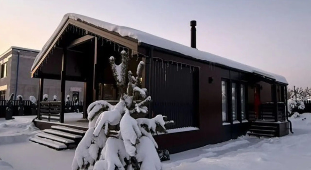 Na Ulitse Lesnoy 44A Private house, Buchen Sie Ferienhaus Hotels in Oblast Moskau mit Parkplatz, Parkplätze