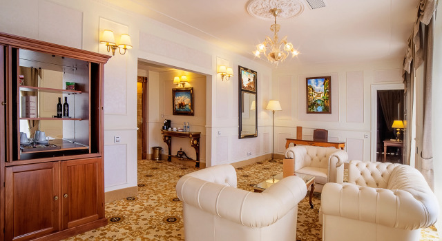 Люкс с 2 комнатами с балконом и с красивым видом из окна Kobuleti Georgia Palace Hotel & Spa
