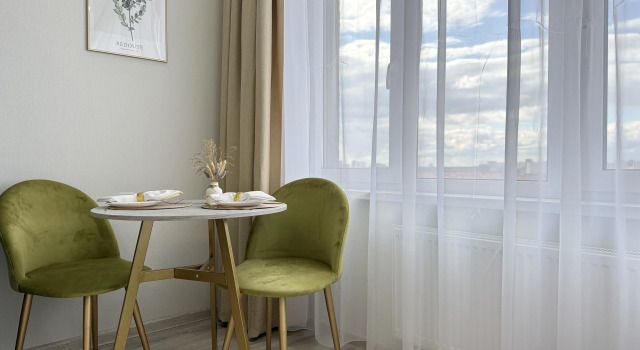 Vidovye Apartamenty Ryadom S Tts Kristall Flat, Prenota Appartamento Hotel a Tyumen Region con parcheggio, Parcheggio