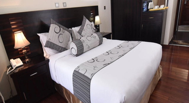 Двухместный номер Standard с балконом и с красивым видом из окна Отель Southern Addis Hotel