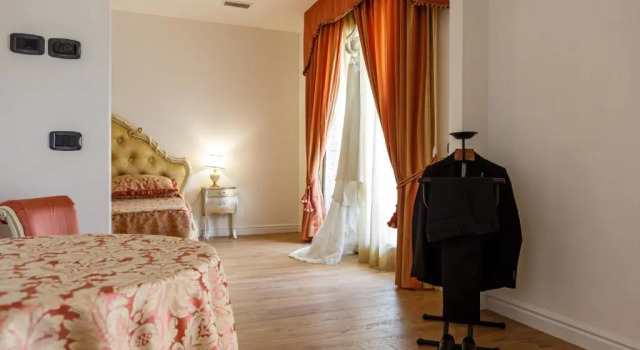 Hotel Villa Sofia, Book Hotel Hoteller i Lake Vico med pool, Swimmingpool
