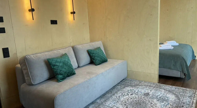 Zepkalny Dom #2 "sny Altaya" S Panopamnym Vidom Na Tajgu Private house, Book Vacation Home Hotels in Shebalino with Parking, Parking