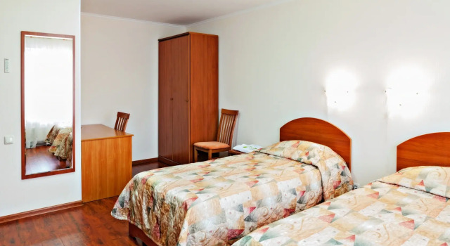 Ekonomi çift kişilik oda Electron Hotel
