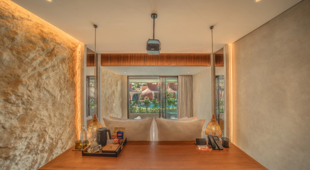 Люкс с видом на бассейн Курортный отель La Mewali Resort & Spa Canggu by Ini Vie Hospitality
