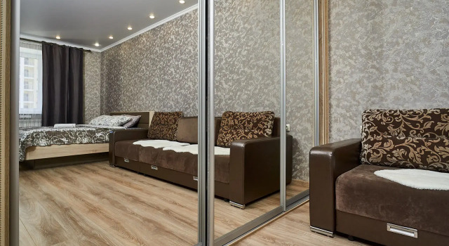Delux Krasnyi Pyt Apartments, Book Apartment Hotels in Omsk Region with Parking, Parking