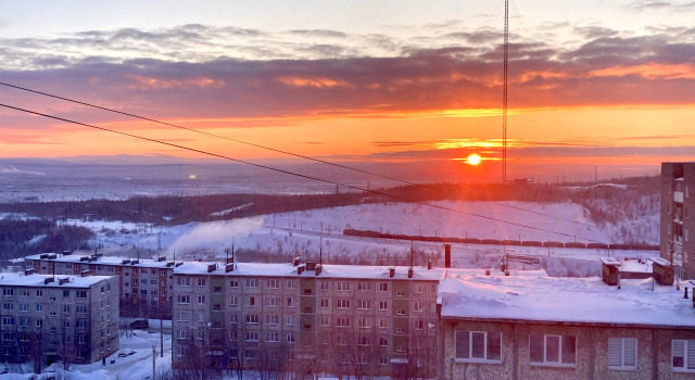 Квартира Трехкомнатная в Кировске