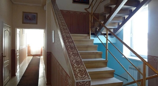 Отель Лотос