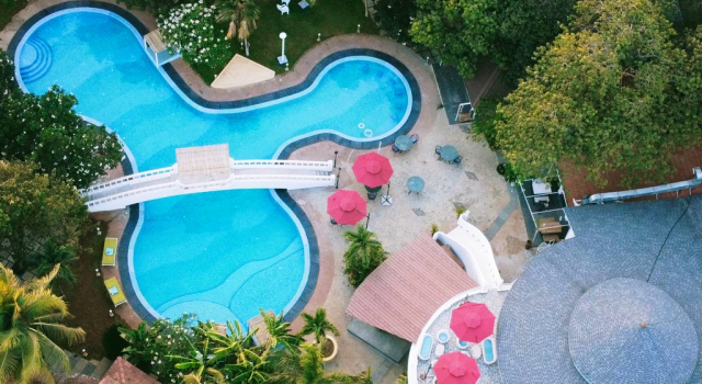 Sashas Holiday Village Resort, Varaa Lomakeskus 4 tähden hotellit kohteessa Goa, 4*
