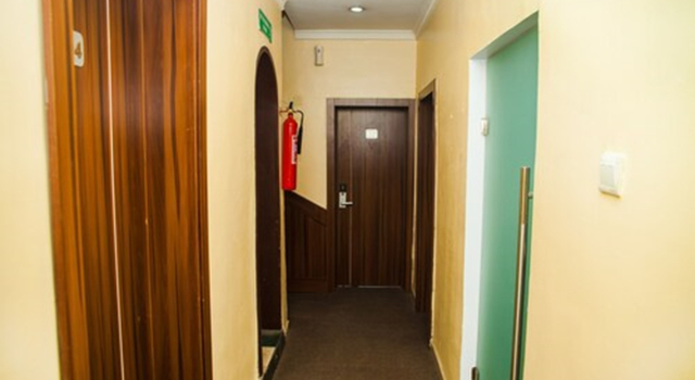 Cribville Hotel & Suites, Varaa Hotelli Hotellit Eti-Osa aamiaisella, Aamiainen