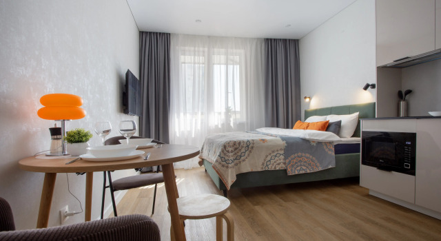 Uyutnaya Studiya Na Plesetskots Flat, Rezervovat Apartmán Hotely v Petrohrad s parkováním, Parkování
