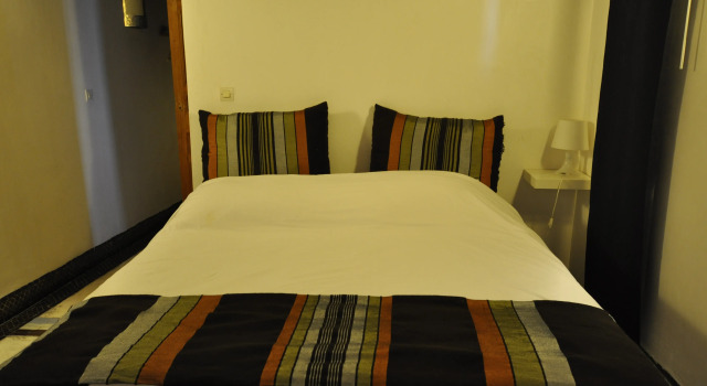 Standart üç kişilik oda Dar 7 Louyat