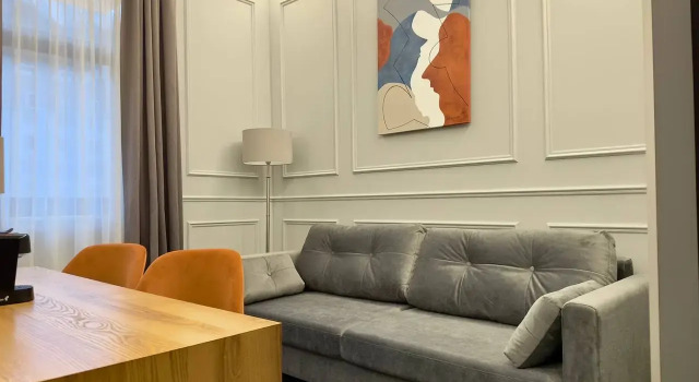 Полулюкс Отель Tulip Inn