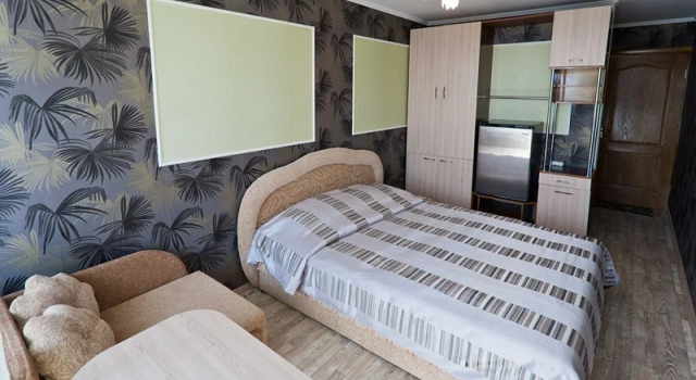 Klub AnRi Kryimskij Filial Hotel, Đặt Khách sạn Chayka Alushta