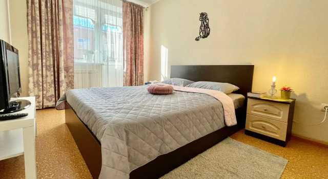 Finyutina Boulevard 11 in Krutiye Klyuchi Apartments, Prenota Appartamento Hotel a Samara con parcheggio, Parcheggio