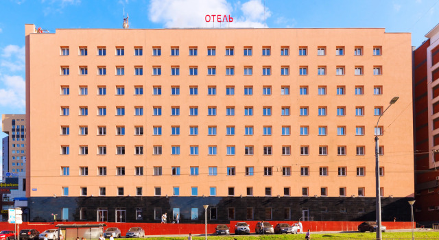 Отель Reddy