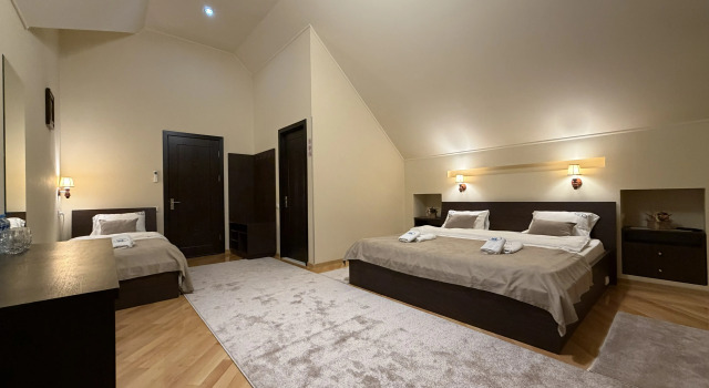 Camera tripla Family con balcone S&L Boutique Hotel