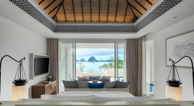 Partial Ocean Twin Pool Suite with balcony Banyan Tree Krabi