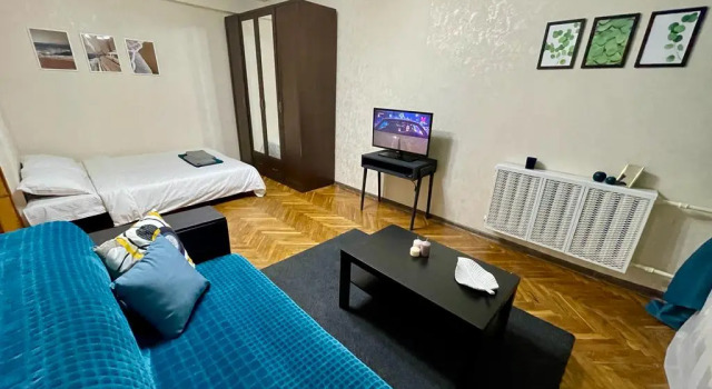 Uyutnaya u metro Sokol Apartment, Book Lejlighed Hoteller i Sokol med parkering, Parkering