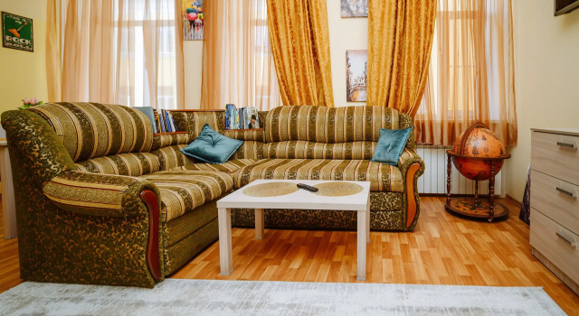 Pavel&Olga Wonderful Duplex in the center of Pskov Apartments, Rezerwuj Apartament Psków 