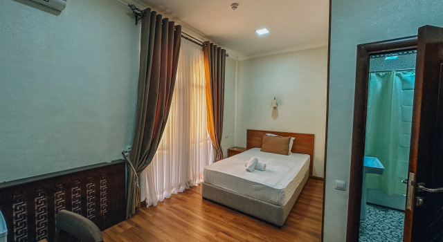Номер Standard Отель Pakhlavon Hotel