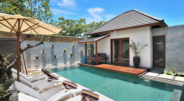 Flores Villa, Rezerwuj Willa Hotele w Badung z parkingiem, Parking
