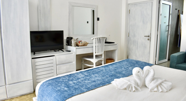 Smeralda Beach Hotel, Reservar Hotel Dikwella Matara District