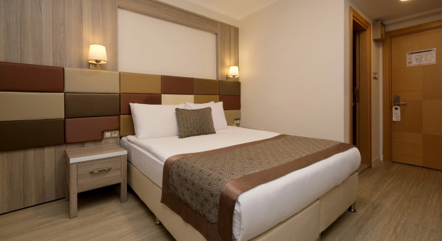 Pera Arya Hotel