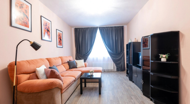 Pyat Zvyozd Vozle Areny Sever Flat, Reserva ahora Apartamento Hoteles en Krasnoyarsk con aparcamiento, Aparcamiento