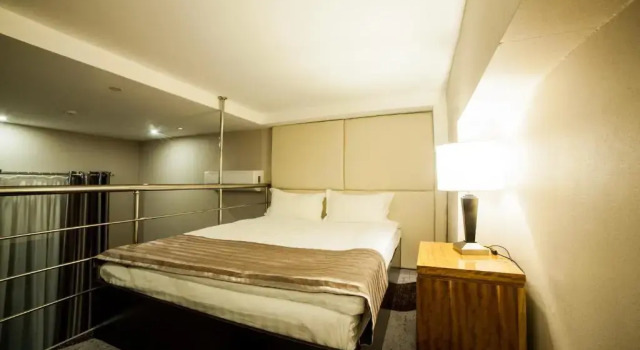 Double suite duplex Absolute Hotel