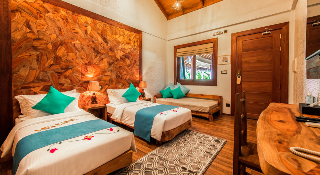 Двухместный номер Deluxe с видом на бассейн Island Luxury Boutique Hotel - Fulhadhoo