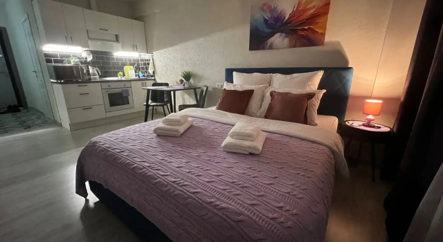 Lux Studiya na ulice 9 Maya 21/3 okolo Trc Mega i Aeroporta Sheremetevo Apartment, Rezervovat Apartmán Hotely v Chimki s parkováním, Parkování