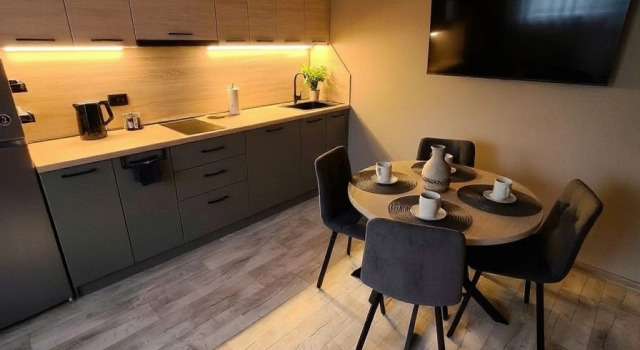 V Novom Dome Stilny Interyer I Produmannaya Organizatsiya Flat, Book Lejlighed Hoteller i Miass med parkering, Parkering