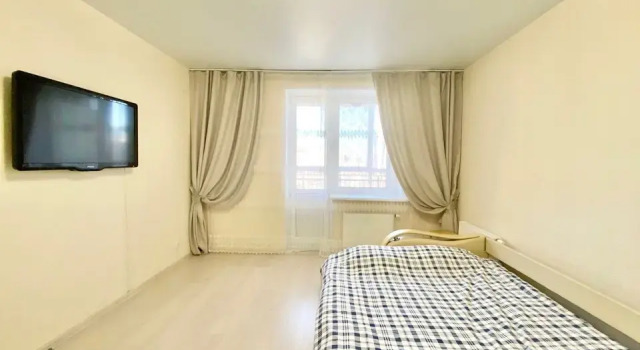Dvukhkomnatnaya Kvartira na Gareeva Flat, Prenota Appartamento Privolzhsky district 