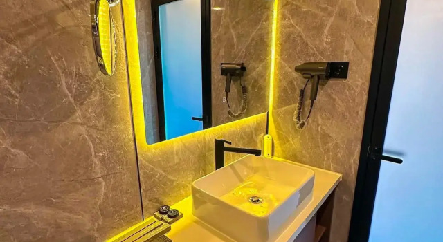 Двухместный номер Standard с балконом Мини-отель Arzuu Hotel