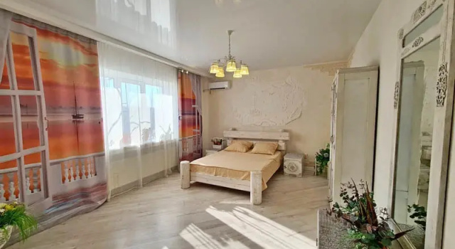 Коттедж с балконом и с красивым видом из окна Частный дом Коттедж Кубанский Дворик 4