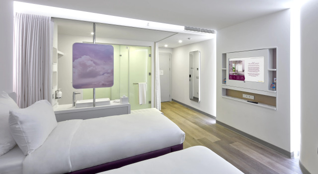 Двухместный номер Premium Plus YOTEL Istanbul Airport, City Entrance