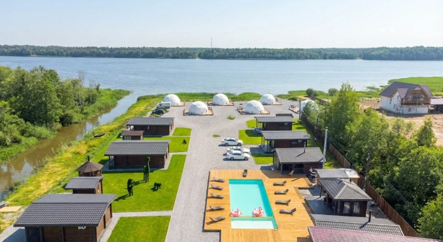 Chastnyij dom Martin na Baze Otdyiha FazendaNeogarden Private house, Book Feriehus Silino 