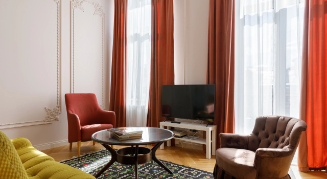 Апартаменты с 2 комнатами с балконом и с видом на город Париж FeelApartments