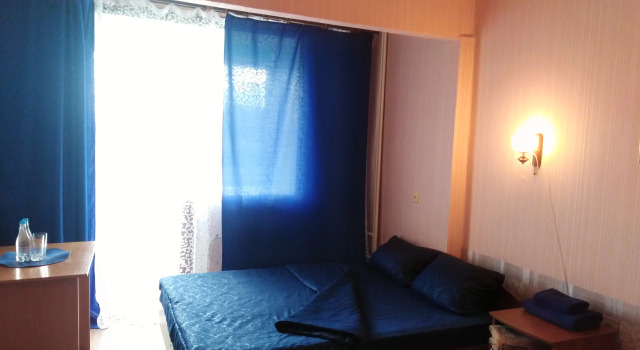 Четырёхместный номер Comfort с балконом и с красивым видом из окна Гостевой дом Нур