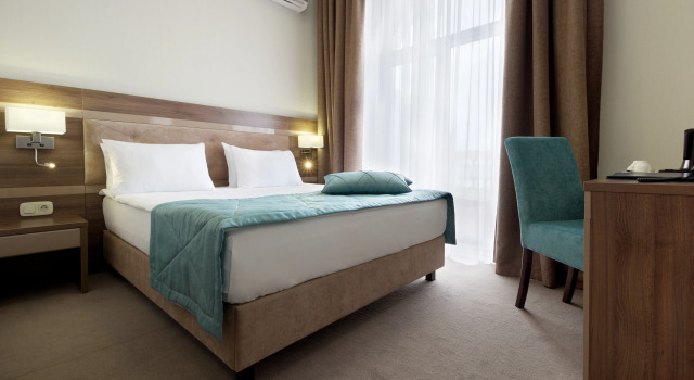 Двухместный люкс с балконом и с видом на море Отель Хрустальный Resort & Spa