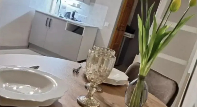 Dvukhurovnevaya V Serdtse Kirova Flat, Prenota Appartamento Pervomaisky district 
