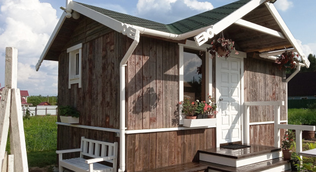 Dachnyij Domik Na Den' Guest house, Book Guesthouse Hotels in Moscow Oblast with Parking, Parking