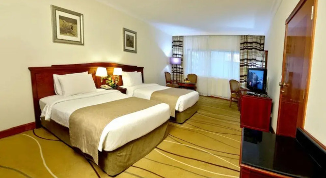 Отель Excelsior Hotel Downtown