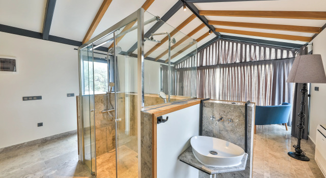 Вилла Deluxe с 4 комнатами с балконом Villa Notos Club